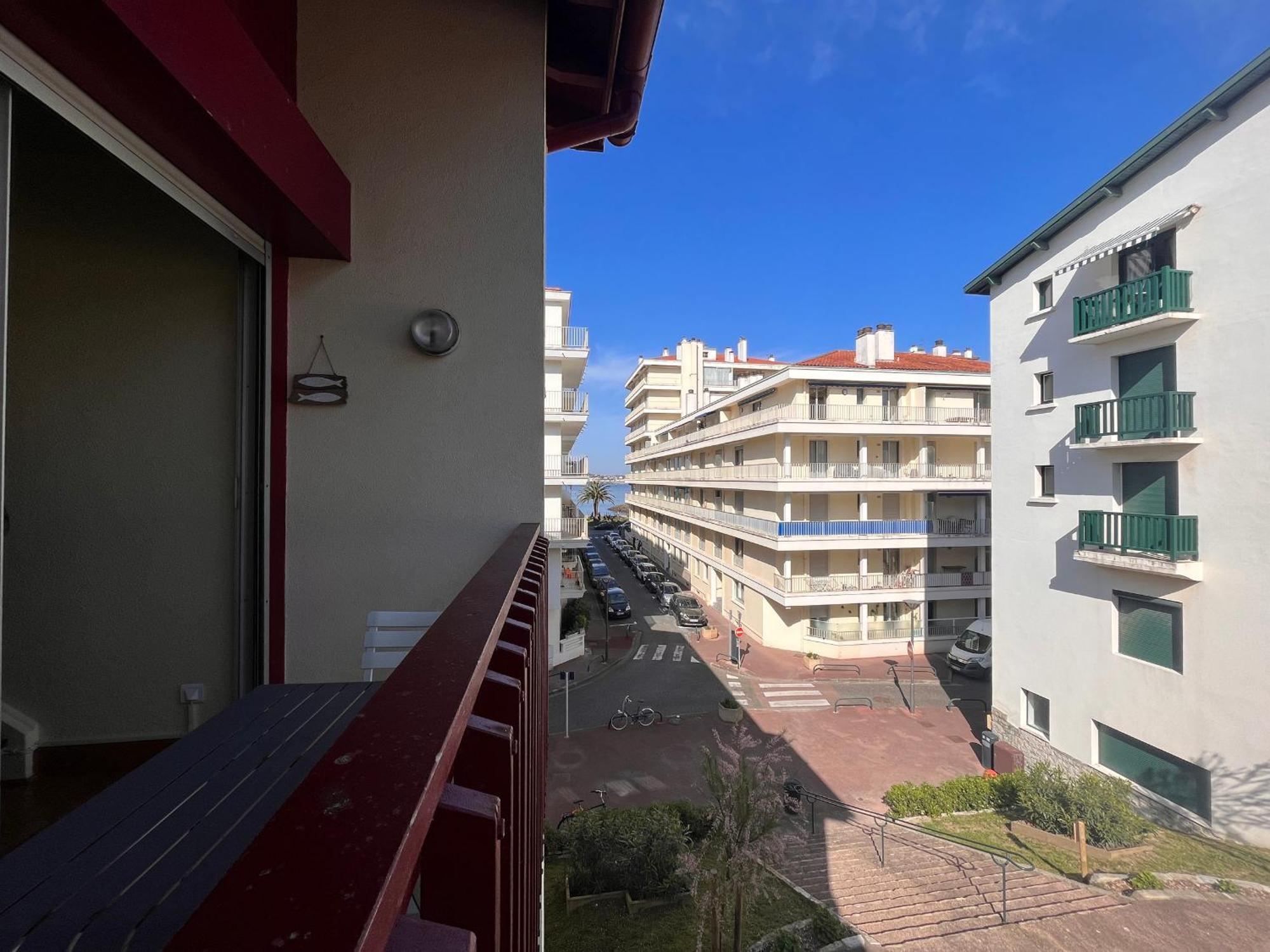 Studio Mezzanine A 100M De La Plage Avec Balcon, Apercu Mer Et Parking - Saint-Jean-De-Luz - Fr-1-239-576 Apartment ภายนอก รูปภาพ